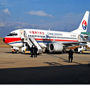 扎兰屯成吉思汗航空货运航空快运业稳步发展的原因是什么？